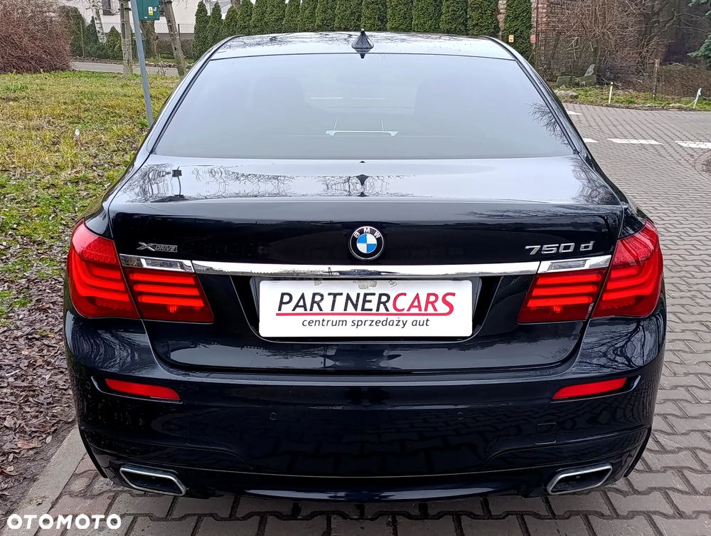 BMW Seria 7 750d xDrive Blue Performance Edition Exclusive - 9