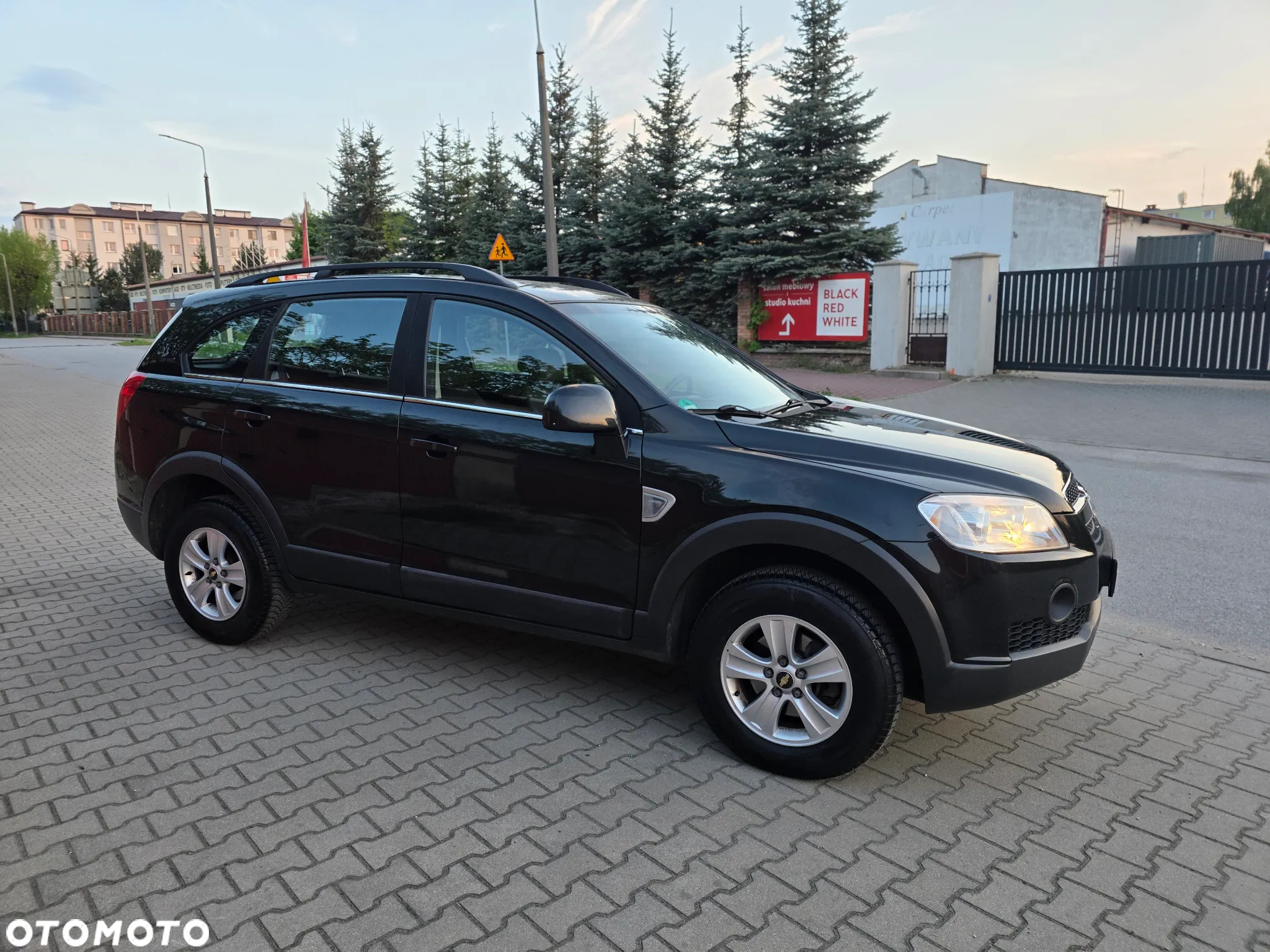 Chevrolet Captiva 2.4 2WD 5 Sitzer LS - 12