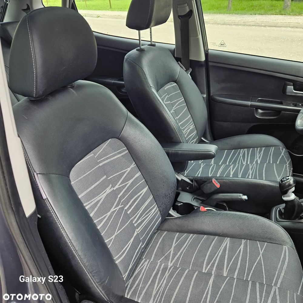 Kia Venga 1.6 CVVT Dream-Team Edition - 30