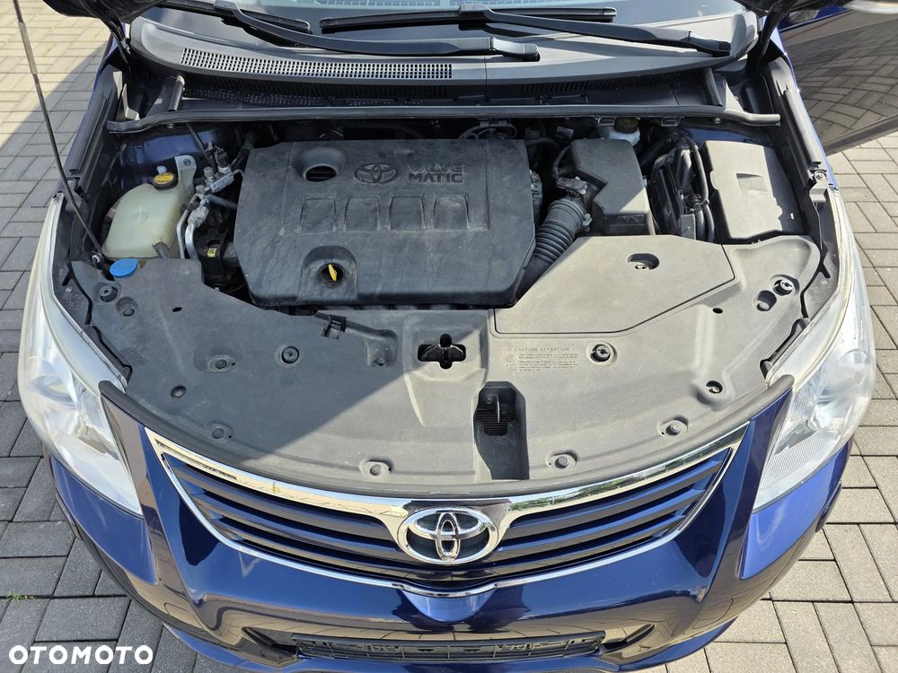 Toyota Avensis - 27