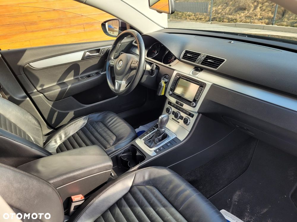 Volkswagen Passat 2.0 Blue TDI DSG SCR Highline - 18
