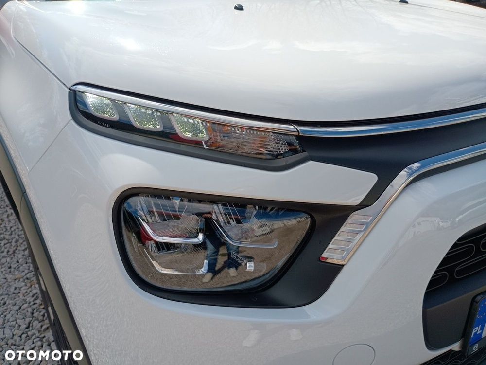 Citroën C3 1.2 PureTech Shine EAT6 - 13