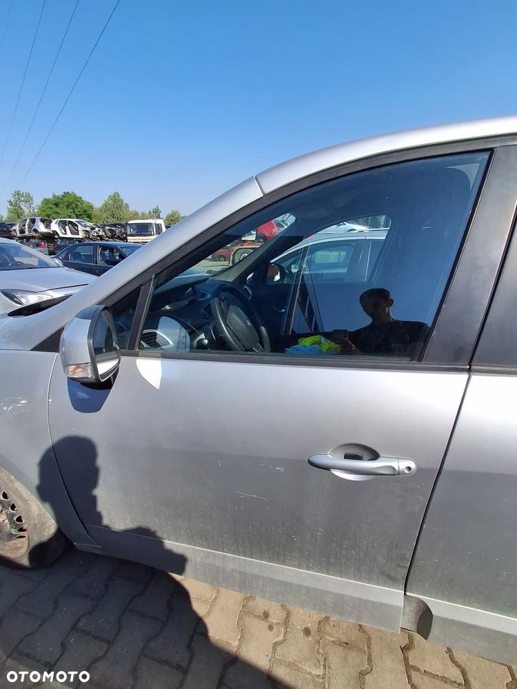RENAULT SCENIC III 08-12 na części - 29