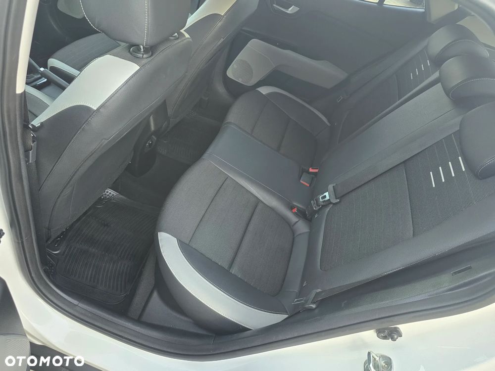 Kia Stonic 1.0 T-GDI M - 21