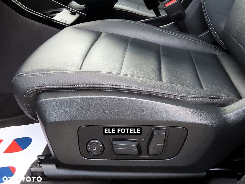 BMW Seria 2 218d Luxury Line sport - 26