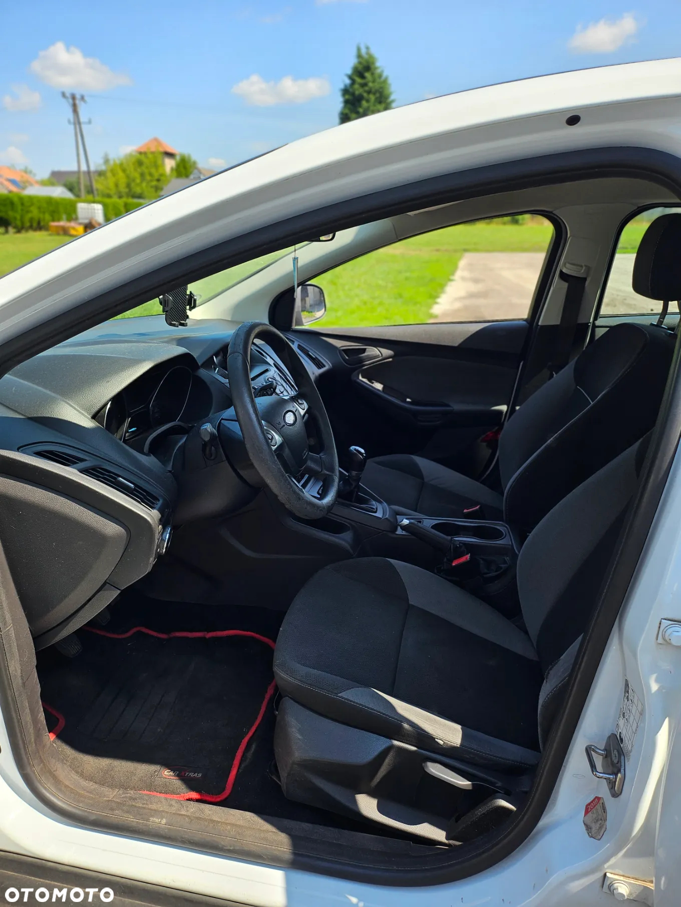 Ford Focus 1.0 EcoBoost Ambiente - 13