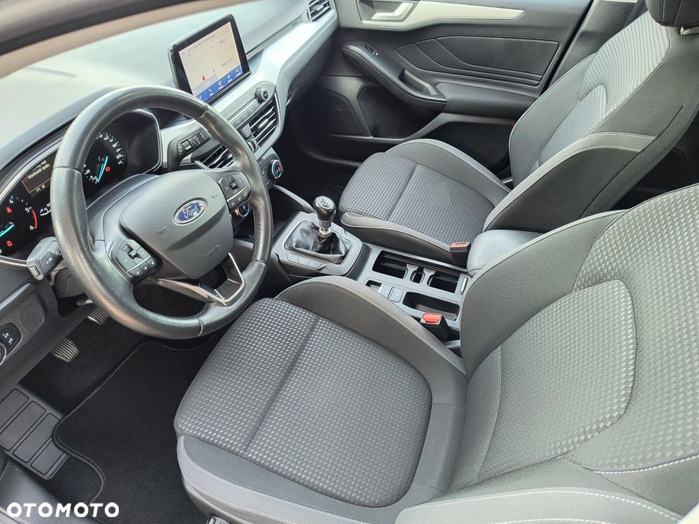 Ford Focus - 10