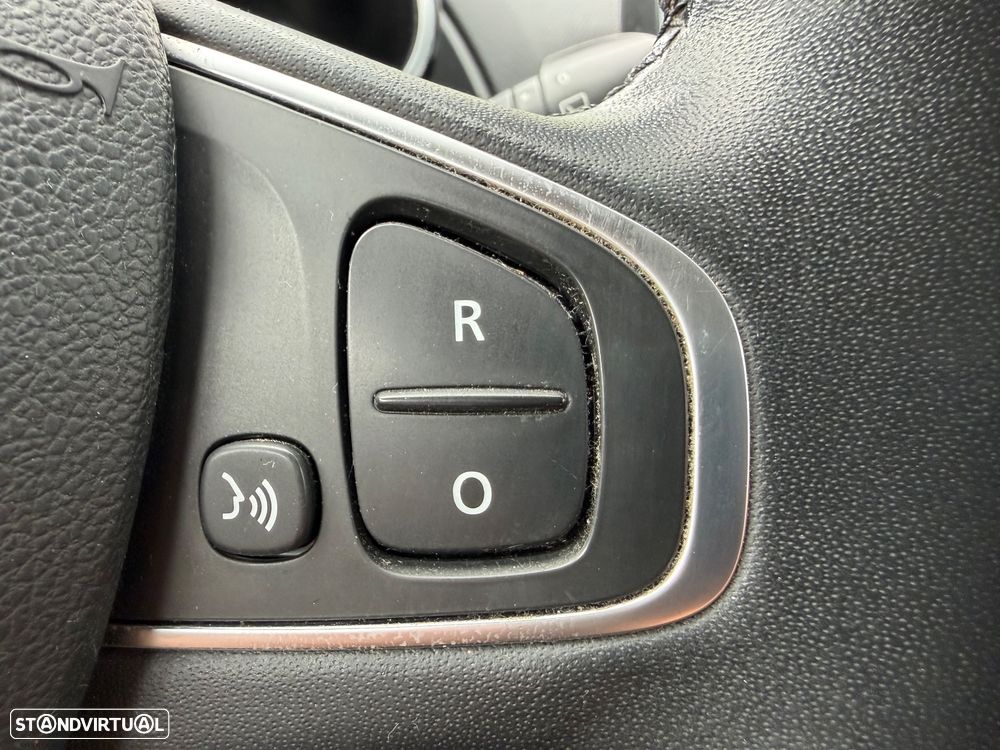 Renault Clio 0.9 TCe Limited Edition - 23