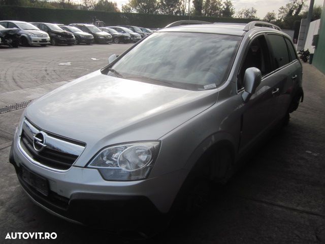 Dezmembrez Opel Antara  2.0 D , an 2009 , tip motor Z20S - 1