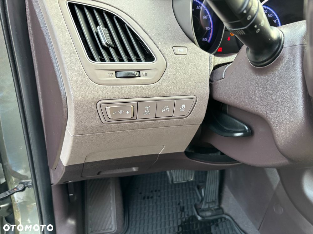 Hyundai ix35 2.0 4WD Automatik Premium - 8