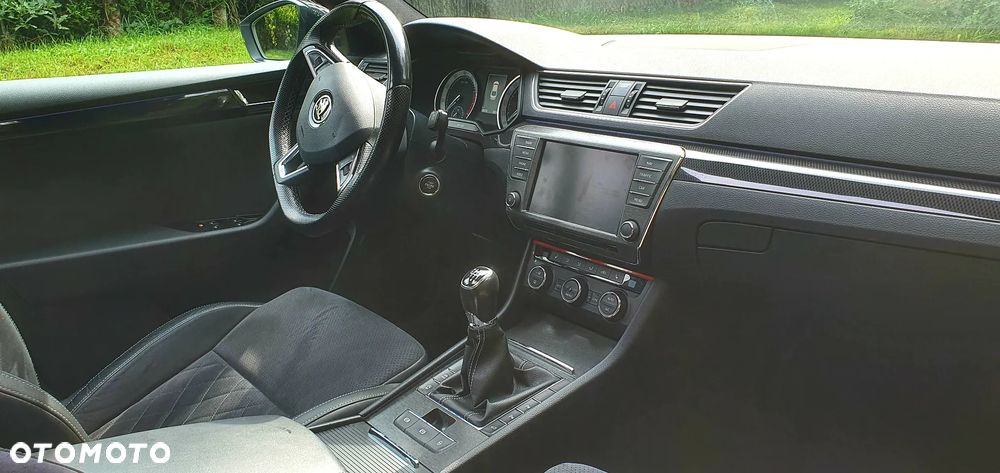 Skoda Superb 1.4 TSI ACT Sportline - 22