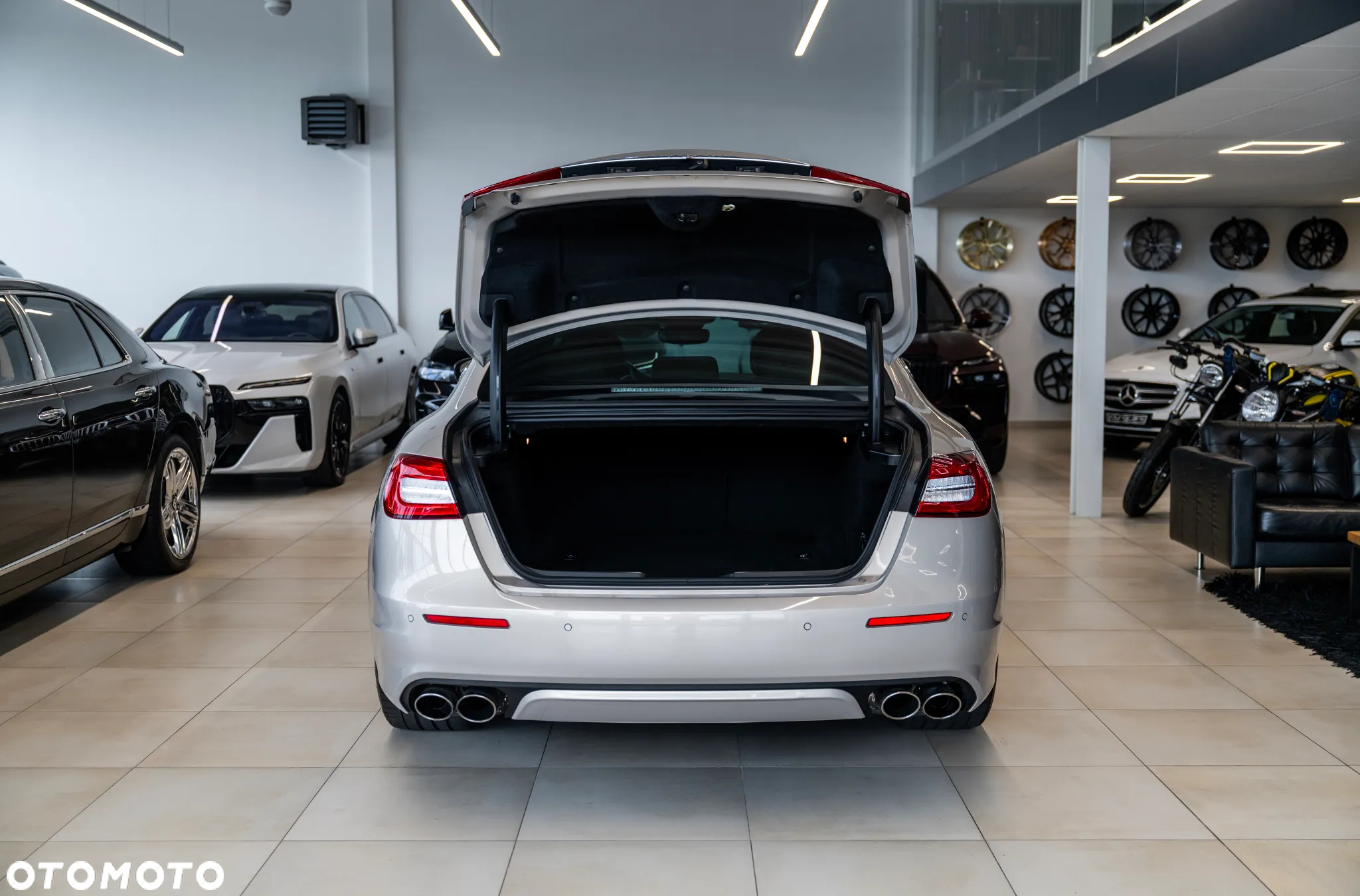 Maserati Quattroporte Q4 GranLusso - 14