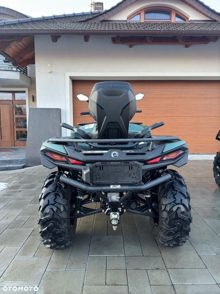 Can-Am Outlander - 4