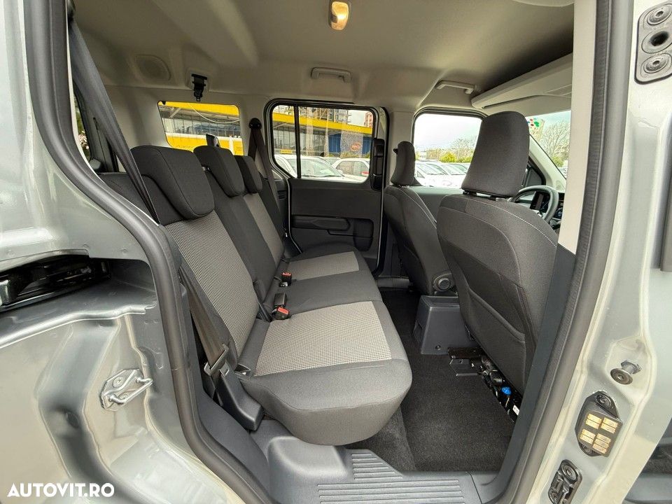 Ford Tourneo Courier - 14