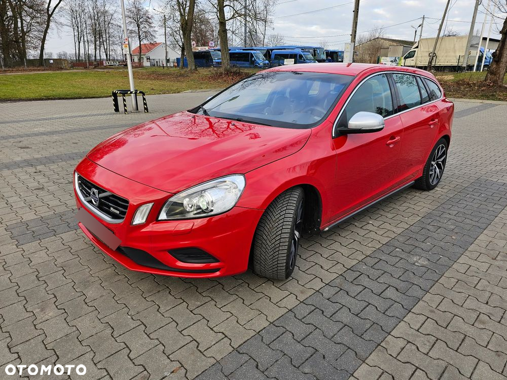 Volvo V60 T6 AWD R-Design - 2