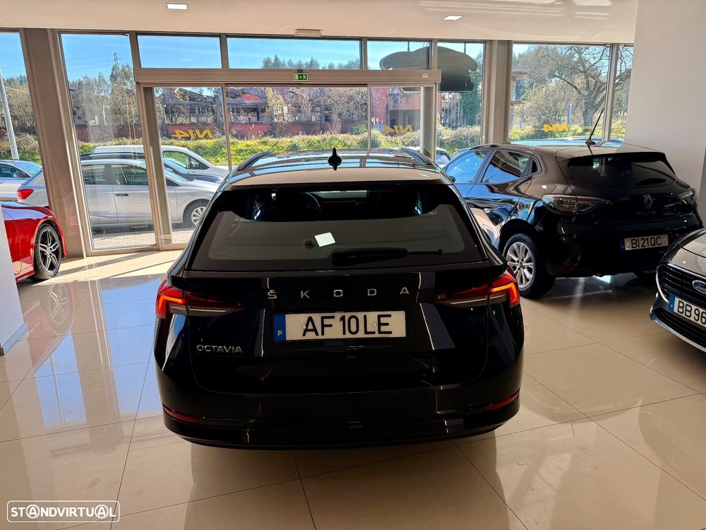 Skoda Octavia Break 2.0 TDI Active - 10
