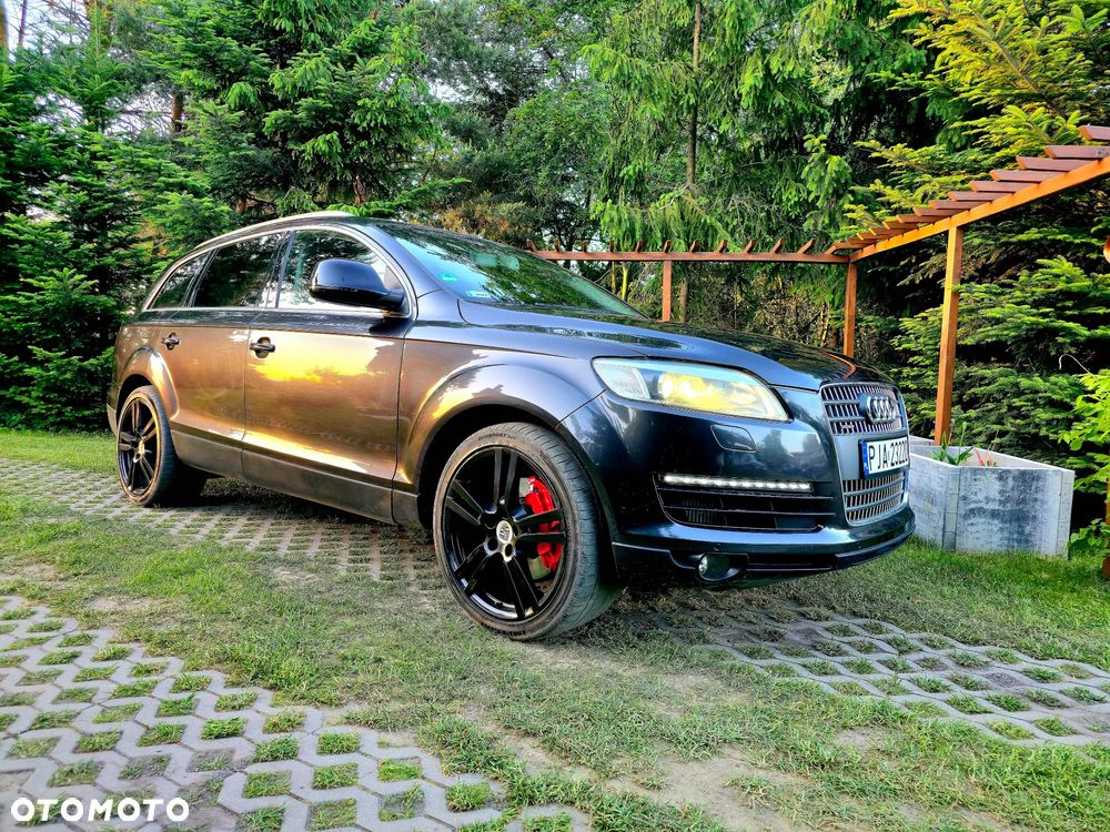 Audi Q7 - 10