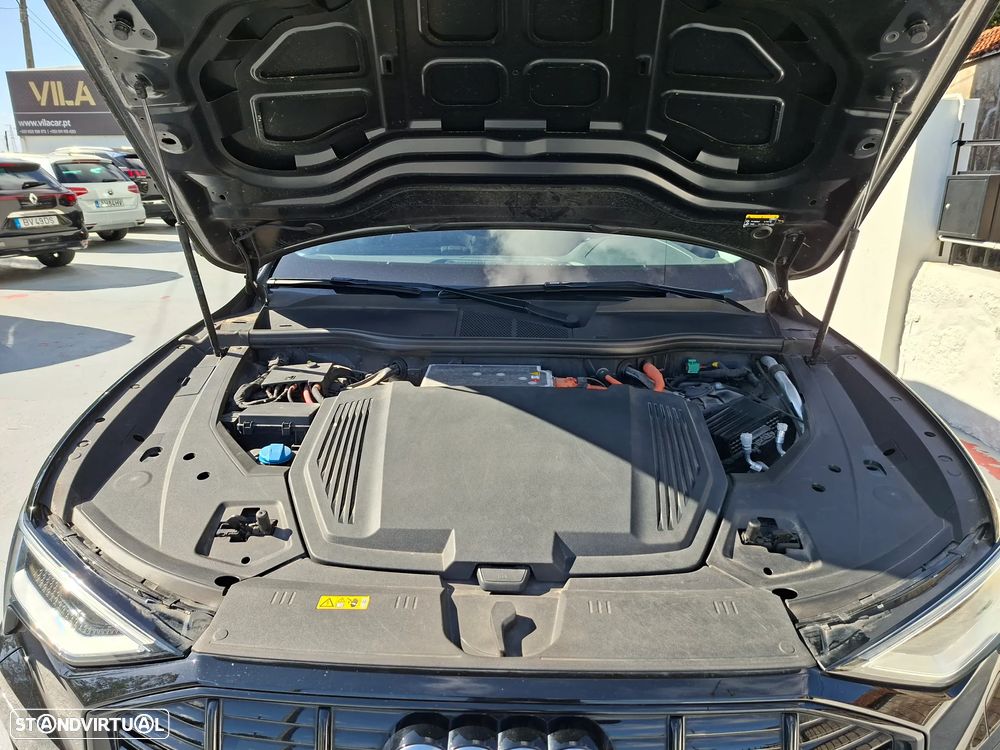 Audi e-tron 55 quattro Advanced - 22