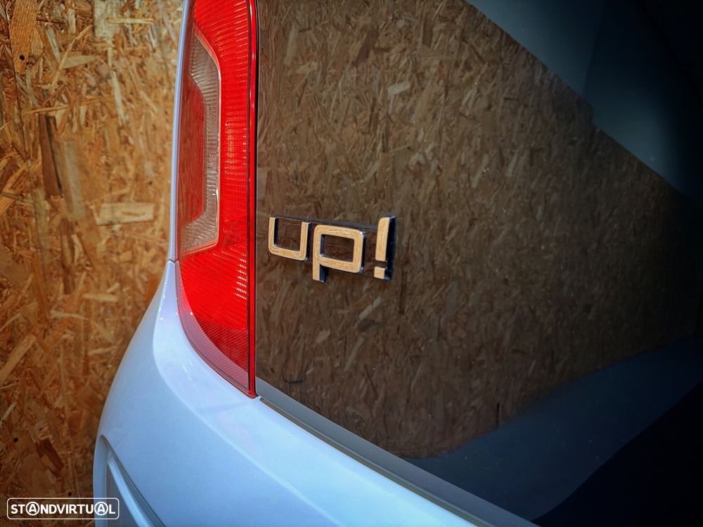 VW Up! 1.0 BlueMotion Move Auto - 30