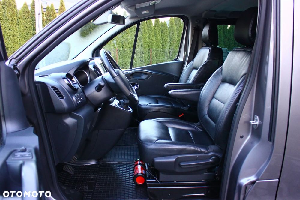 Renault Trafic 2.0 dCi - 22