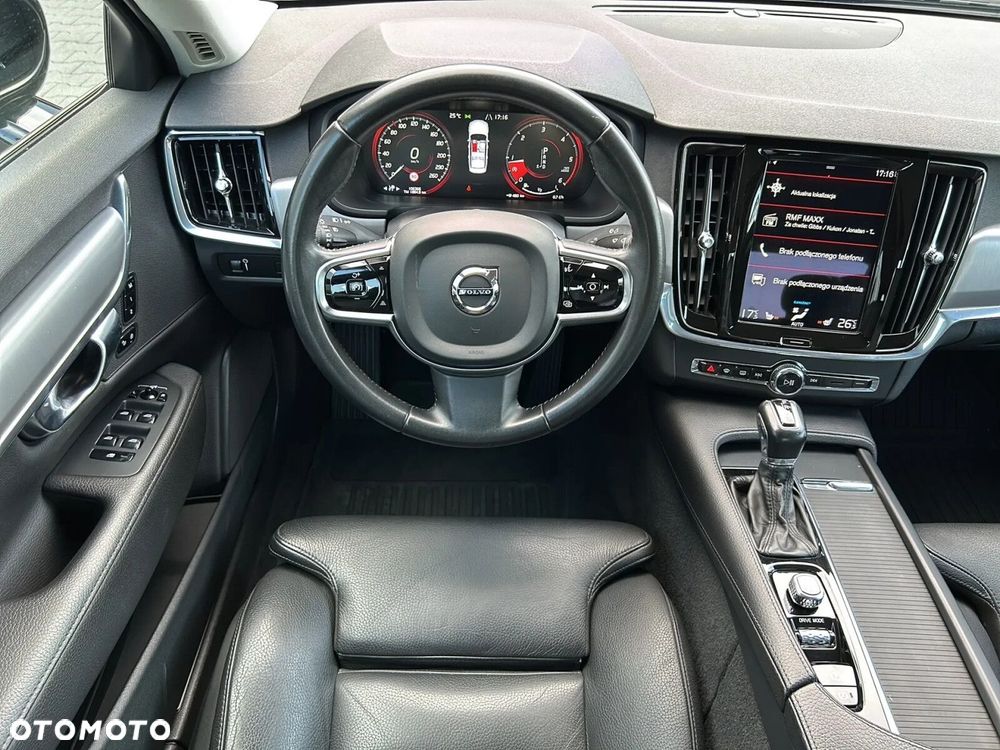 Volvo S90 D4 SCR Momentum Pro - 6