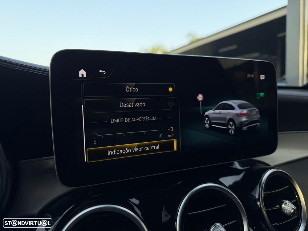 Mercedes-Benz GLC 300 e Coupé 4Matic - 53