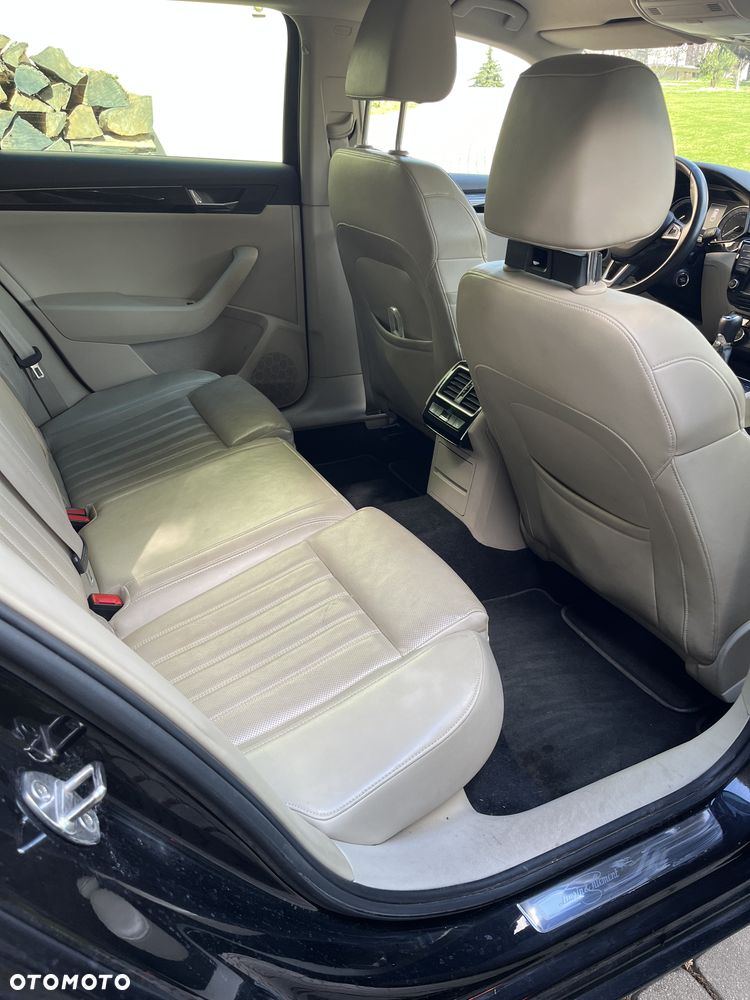 Skoda Superb 2.0 TDI L&K - 12