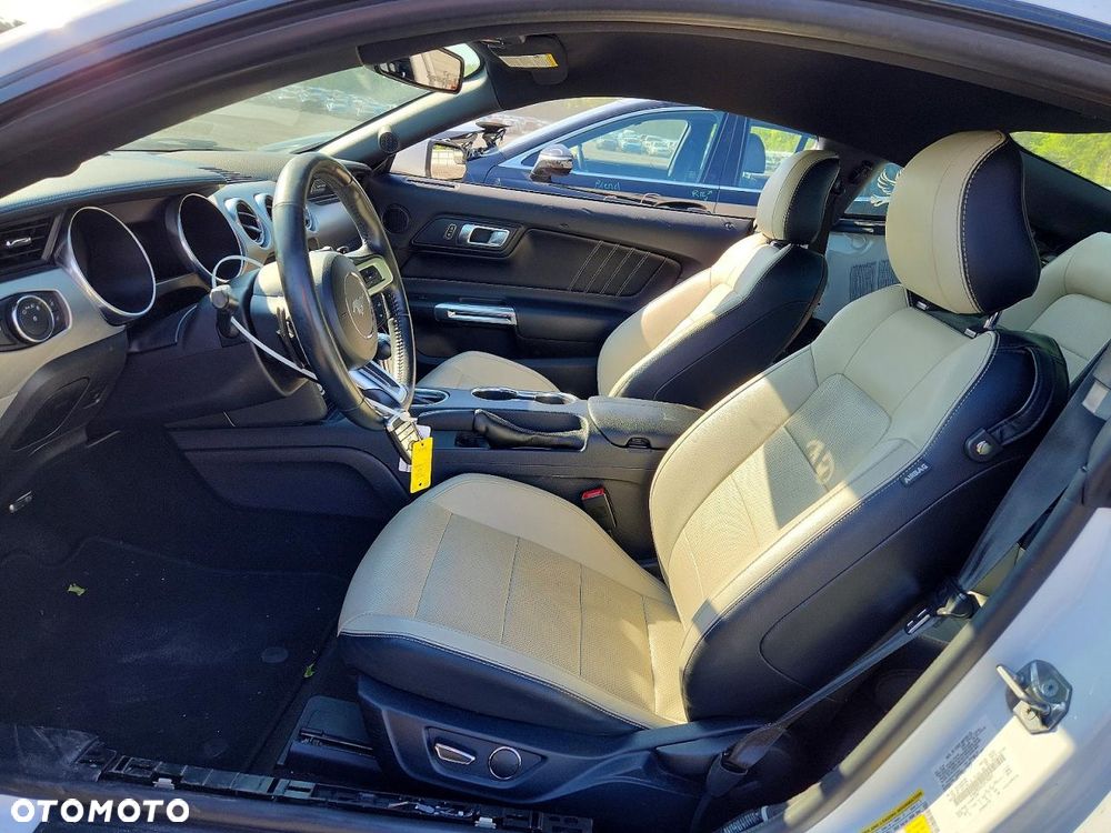 Ford Mustang 2.3 Eco Boost - 7