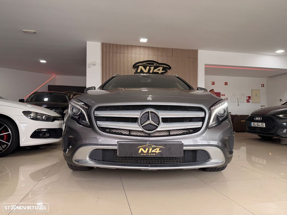 Mercedes-Benz GLA 220 CDI 4Matic 7G-DCT Urban - 11