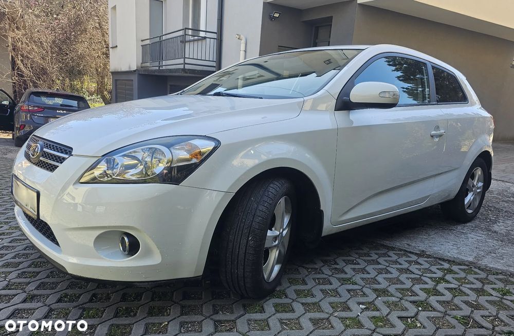 Kia ProCeed 1.6 Optimum + - 2