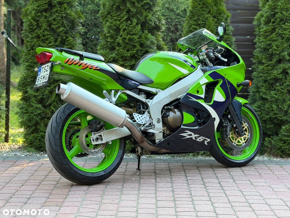 Kawasaki Ninja - 4
