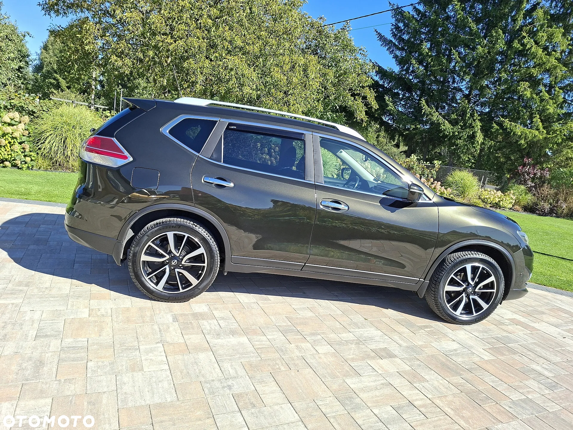 Nissan X-Trail - 8