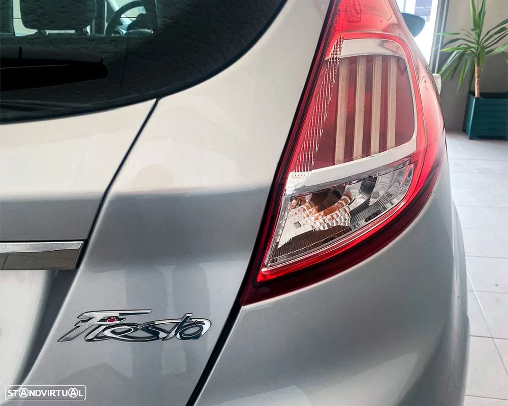 Ford Fiesta 1.0 Ti-VCT Titanium - 15