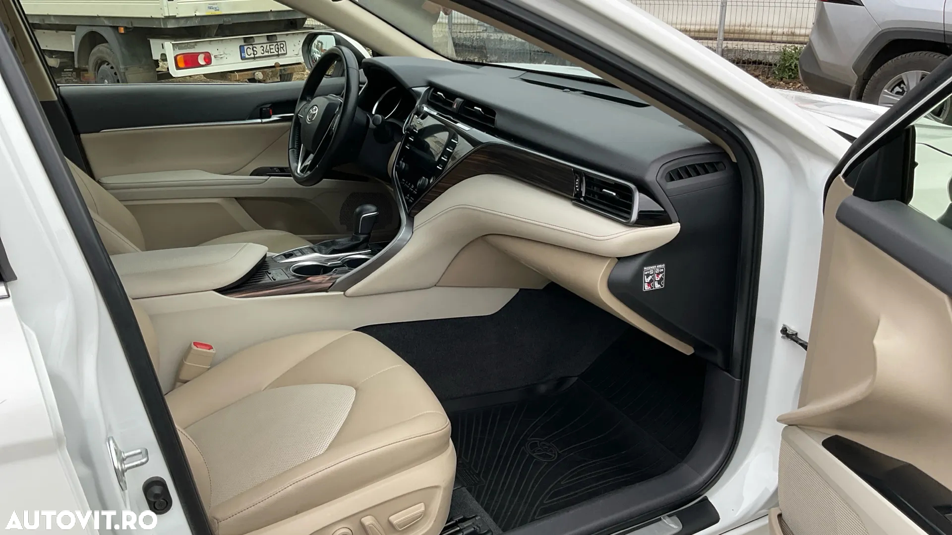 Toyota Camry 2.5 Hybrid Dynamic - 9