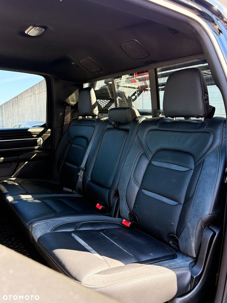 RAM 1500 Crew Cab Shortbed Rebel - 31