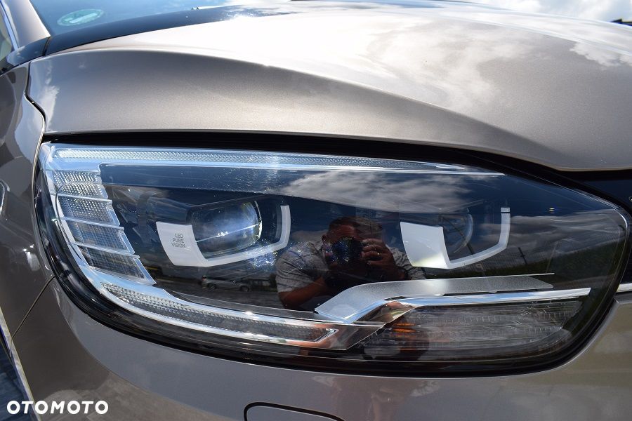 Renault Scenic TCe 140 GPF EDC BOSE EDITION - 24