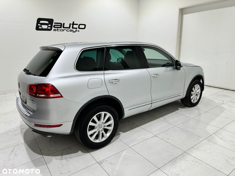Volkswagen Touareg - 11