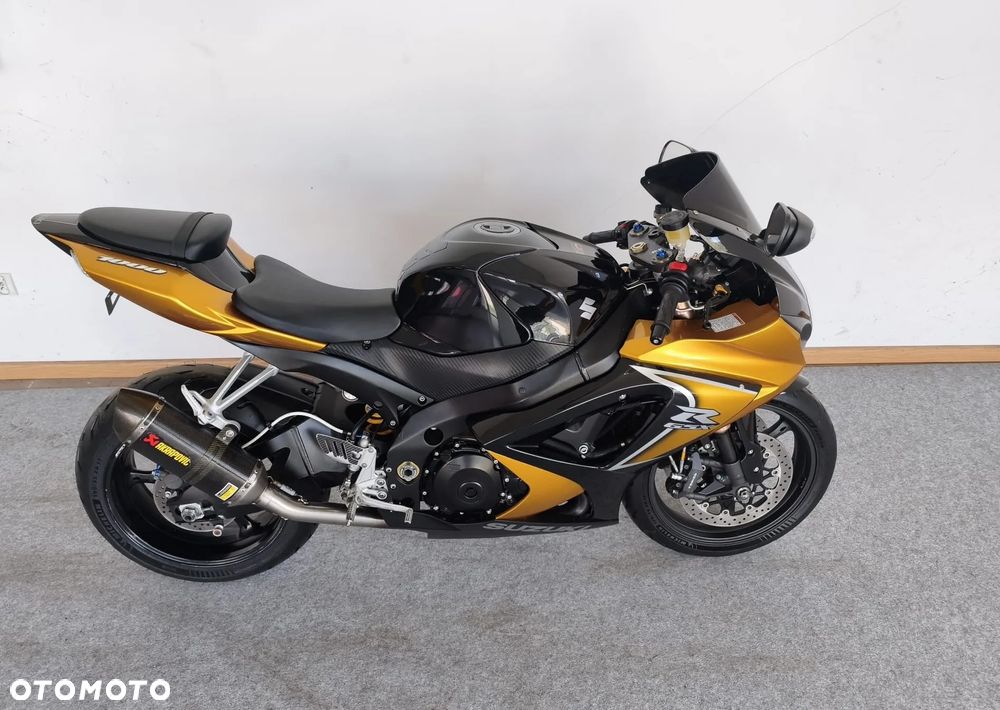 Suzuki GSX-R - 4