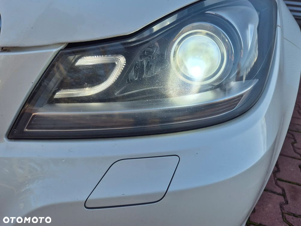Mercedes-Benz Klasa C 350 CDI DPF (BlueEFFICIENCY) 7G-TRONIC Avantgarde - 8