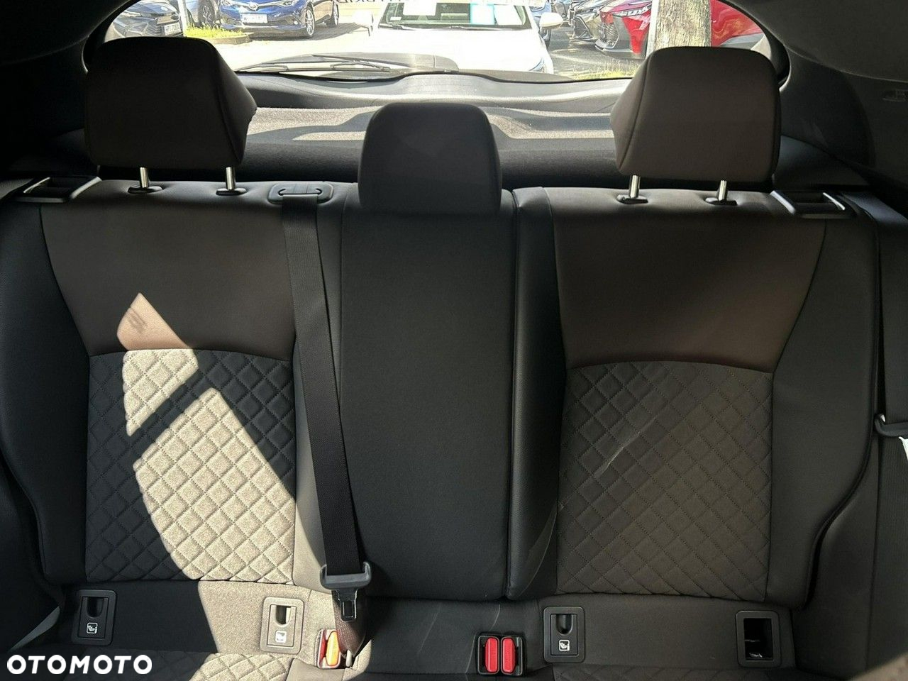 Toyota C-HR - 29