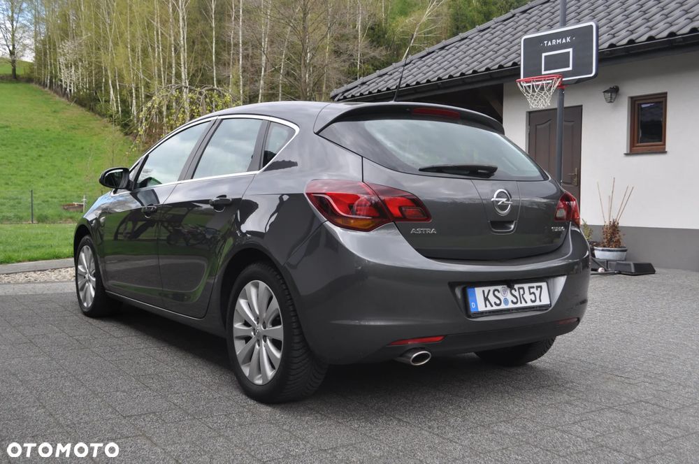 Opel Astra 1.4 Turbo Cosmo - 16
