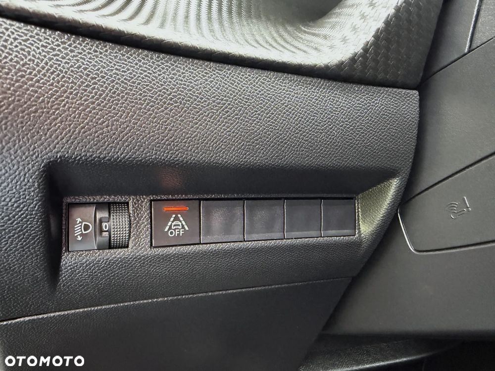 Peugeot 2008 PureTech 130 Allure Pack - 31