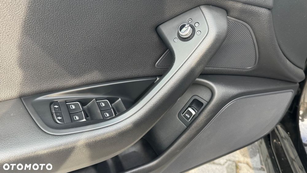 Audi A6 Avant 2.0 TDI Ultra DPF S tronic - 20