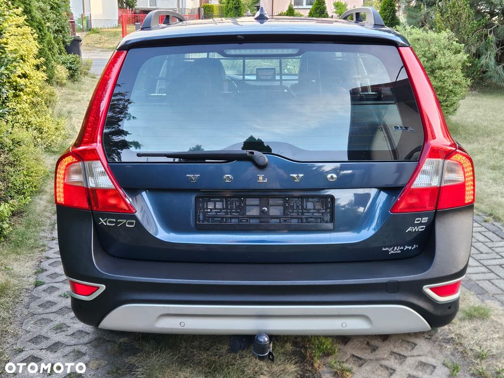 Volvo XC 70 D5 AWD Summum - 6