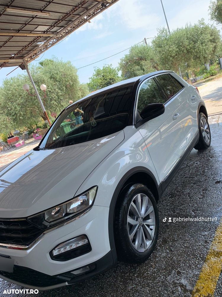 Volkswagen T-Roc - 1