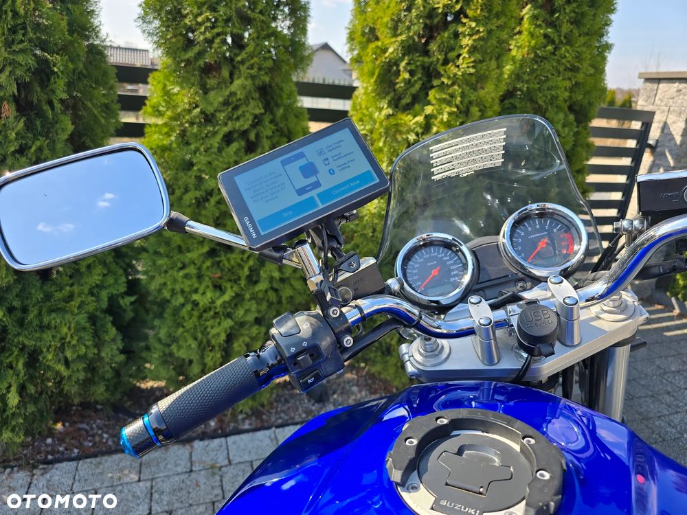 Suzuki GSX - 7
