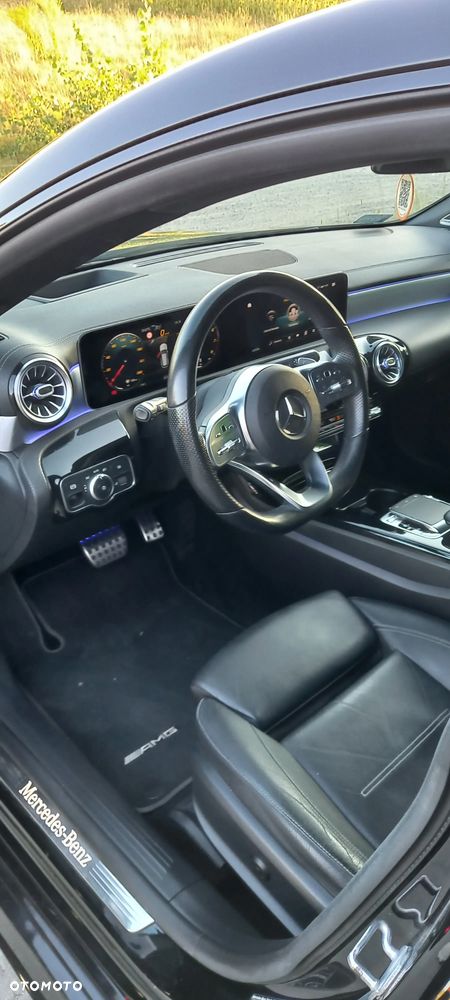Mercedes-Benz CLA 200 AMG Line 7G-DCT - 2