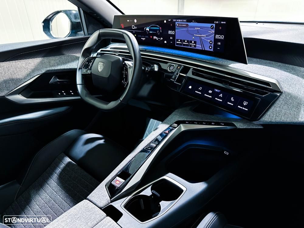 Peugeot 3008 1.2 Hybrid Allure e-DCS6 - 31