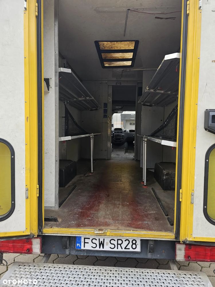 Mercedes-Benz SPRINTER - 22