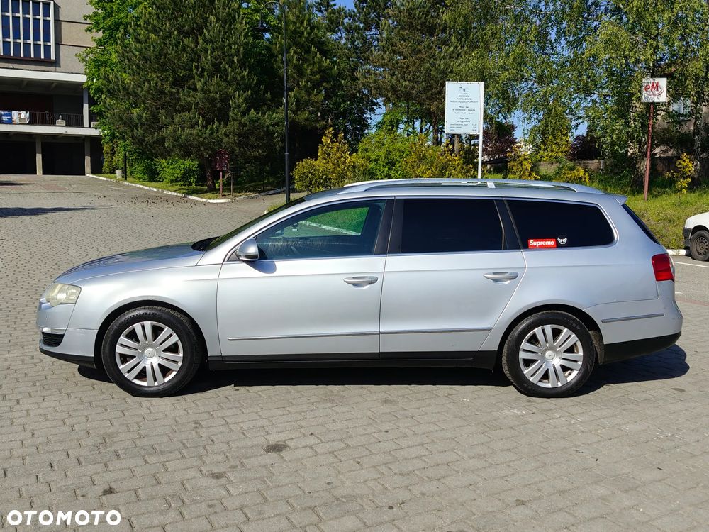 Volkswagen Passat 2.0 FSI Comfortline - 6